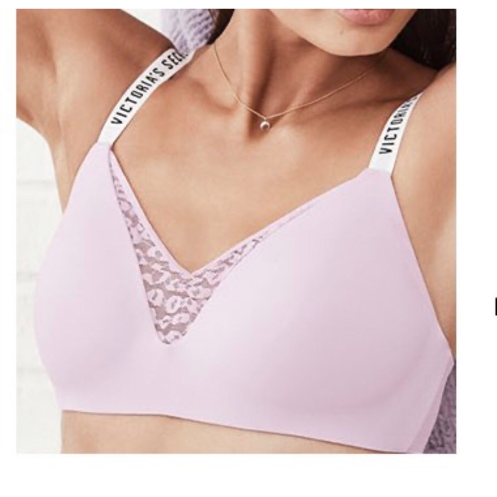 NWT-Victoria Secret Tshirt Bra